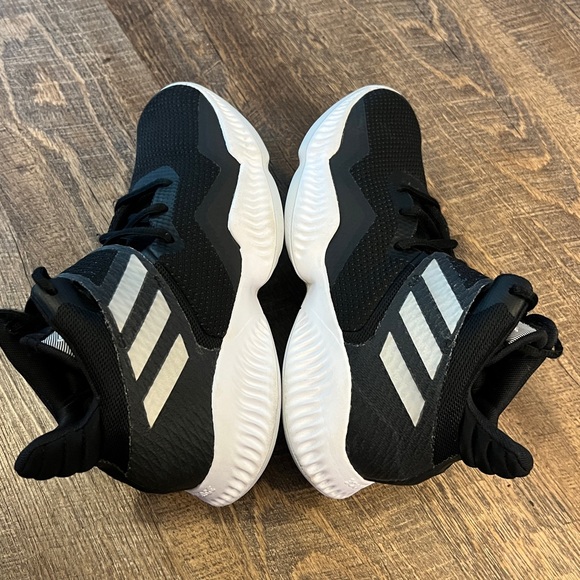 Adidas Black EXPLOSIVE Bounce Basketball Shoes men’s size 6.5 - Picture 2 of 15